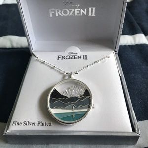 Elsa Pendant Necklace – Frozen 2